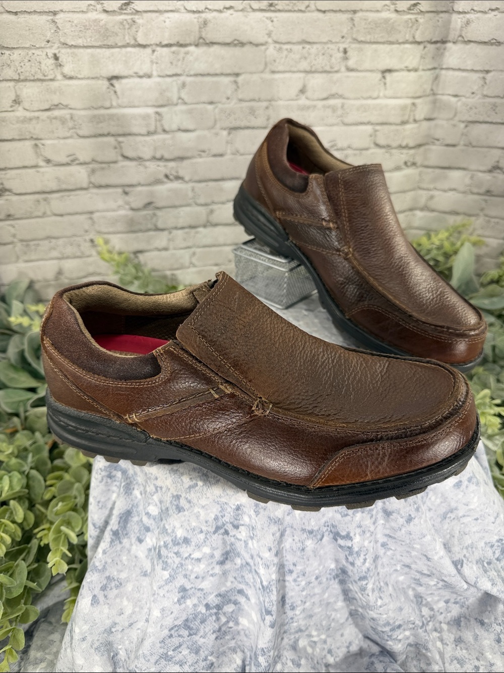 CHAPS “Alder” Whiskey Brown Leather Stitch-Seam Casual Loafers Mens 8M 🤎 EUC